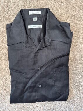 Geoffrey Beene Black Short-Sleeve Button-Down Shirt